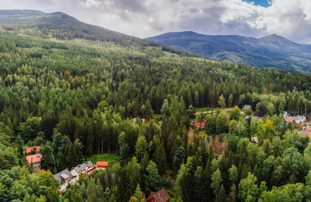 Willa Izbica Karpacz Parking, Jacuzzi, Sauna Gratis-1
